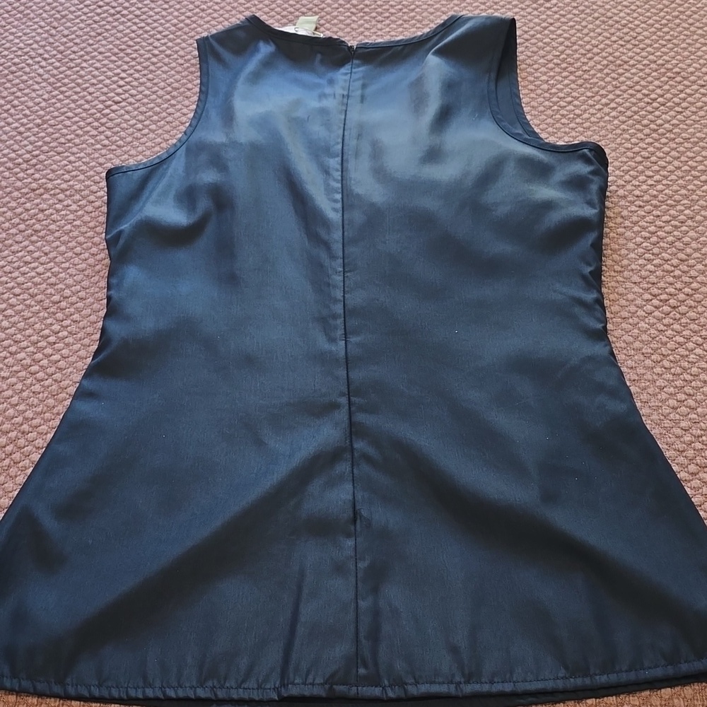 Banana Republic Factory Elegant Navy Sleeveless Ruffled Top - Picture 7 of 11